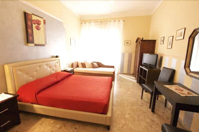 Al Teatro Hotel Верона Екстериор снимка